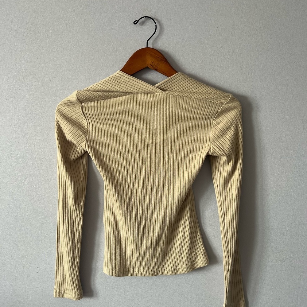 NWT Beige Ribbed Long Sleeve Top - Picture 5 of 5